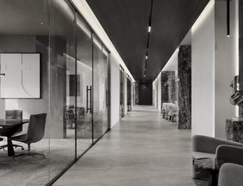 10 Ways Glass Partition Walls Make Offices Look Bigger and Brighter